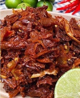 Vụn heo cháy tỏi