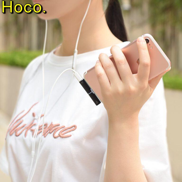 Jack Chuyển Đổi HoCo LS7 Vừa Nghe Vừa Sạc 2 Cổng Ra Chân Lightning Hỗ Trợ Đàm Thoại Cho iPhone , iPad