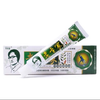 Kem bôi nứt nẻ chân tay á sừng