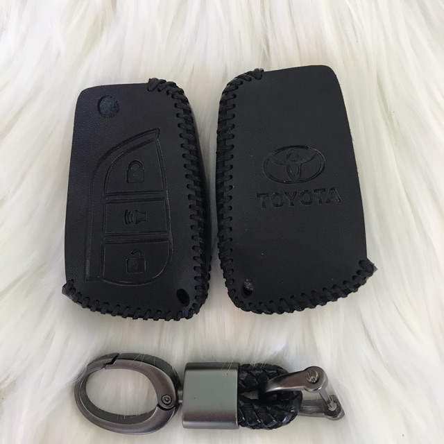Bao Da Chìa Khoá Gập 3 nút Toyota Innova Fortuner
