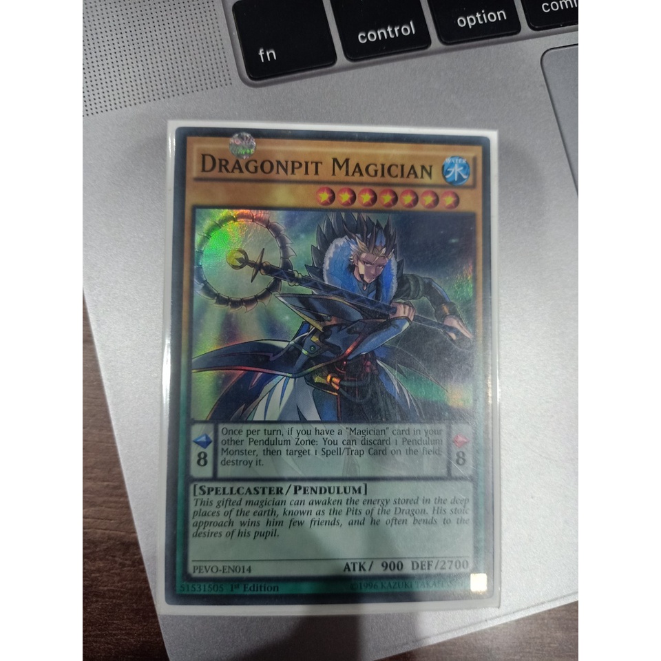 Dragonpit Magician - PEVO-EN014 - Sản xuất tại Châu Âu