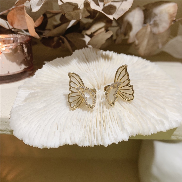 Bông Tai Hình Cánh Bướm Đính Đá Lấp Lánh Phong Cách vintage Hàn Quốc