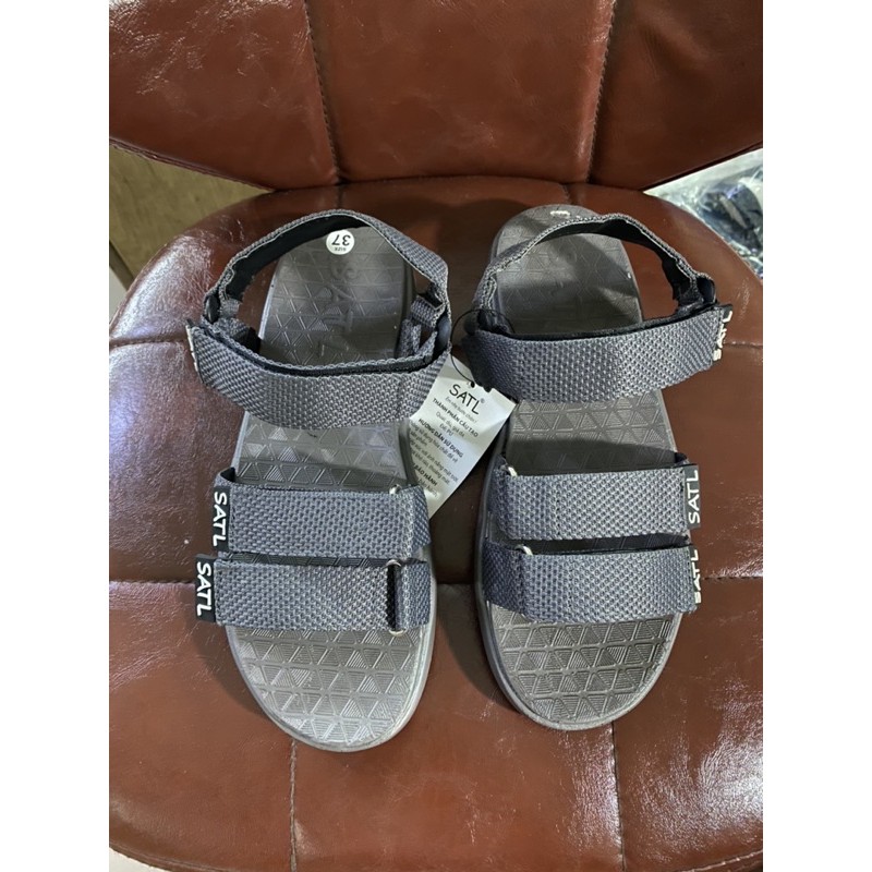 SANDAL SATL CHÍNH HÃNG SIZE 37 LỖI NHỎ