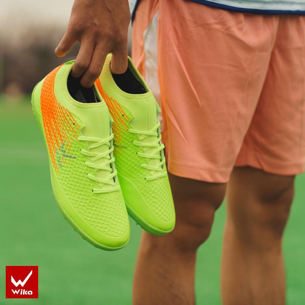 Giày Bóng Đá Nam Wika Flash Sân Cỏ Nhân Tạo Chính Hãng Chất Da Chống Bong Mềm Dẻo Khi Đi Không Đau Ôm Chân Bảo Vệ Gót
