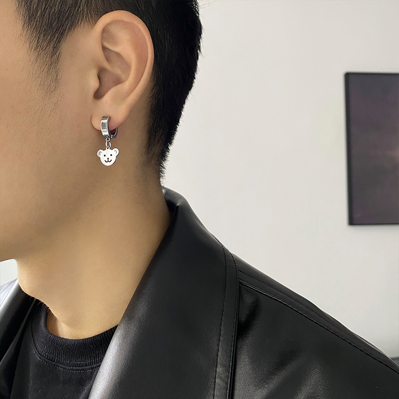 Khuyên tai thép titan không phai màu thiết kế hình gấu phong cách hip hop sành điệu cho nam và nữ