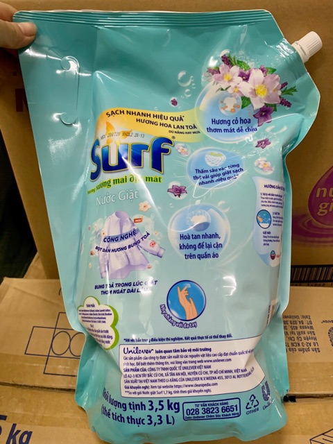 Nước giặt Surf hương sương mai dịu mát 3,5kg