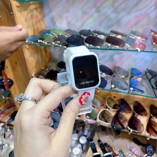 Đồng hồ Led Watch