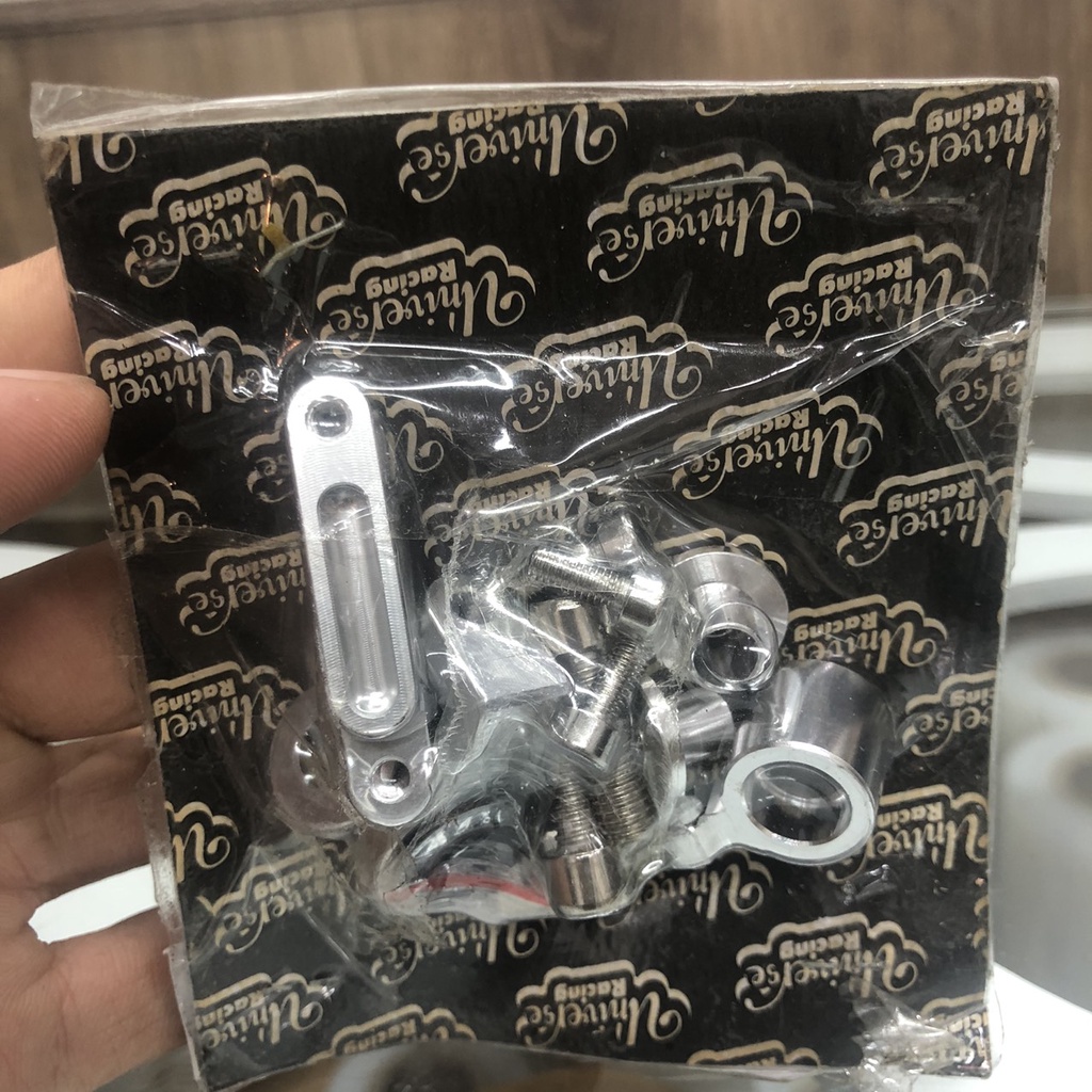 Pát bình dầu rizoma.