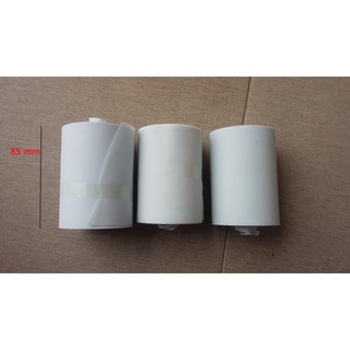 Một cuộn băng quấn cao su non màu trắng đục rất dai dùng để lắp máy điều hòa gia đình