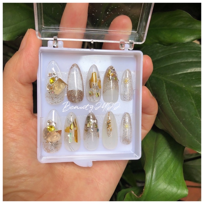 Nail box/Móng thiết kế/Tặng dũa+ keo mini