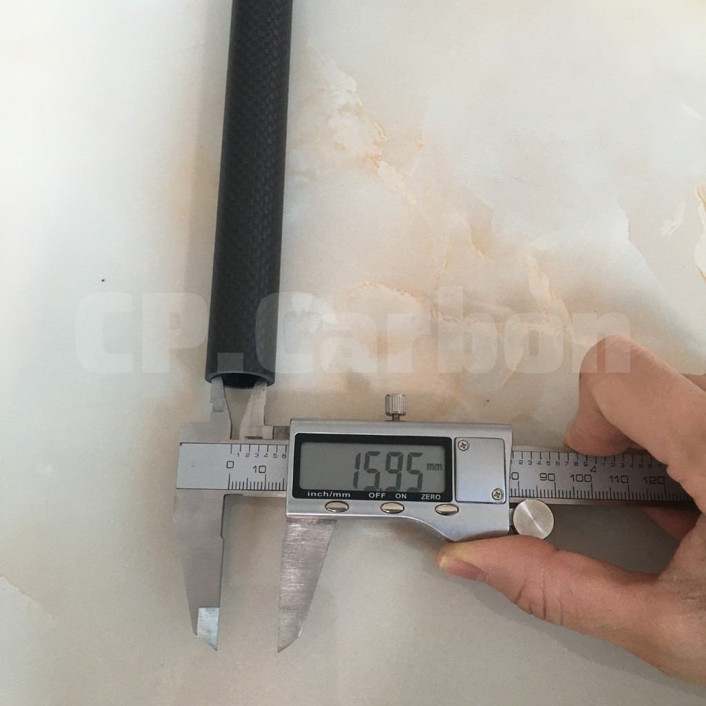 Ống Carbon 3K rỗng dài 1 mét đường kính ngoài 20mm, đường kính trong 16mm