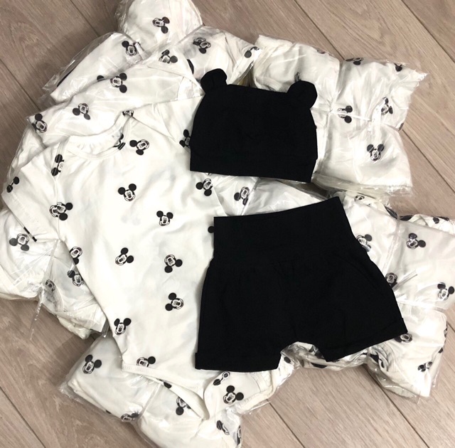 SALE!! Set bodysuit hiệu H.M cực xinh | BigBuy360 - bigbuy360.vn