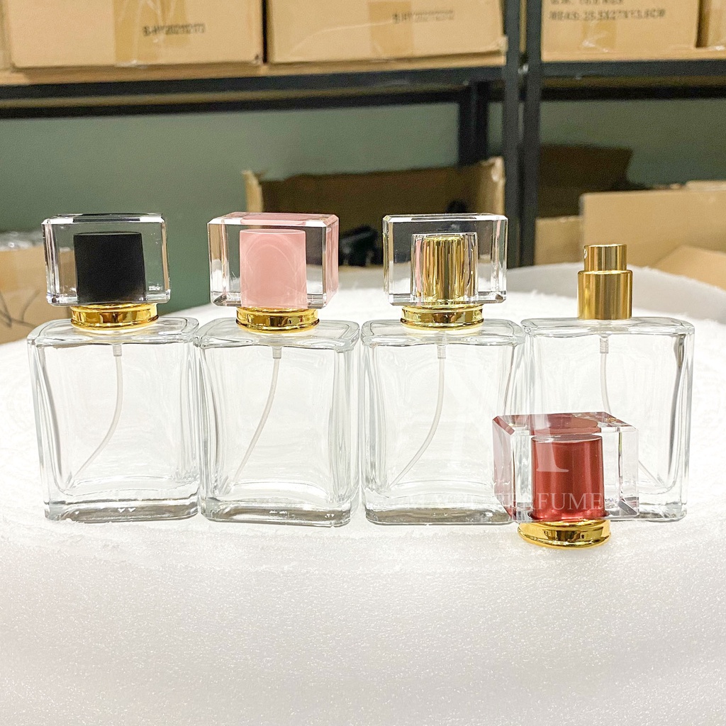 Chai lọ rỗng đựng nước hoa thủy tinh cao cấp nắp pha lê nhiều màu dung tích 30-50ml dạng phun sương