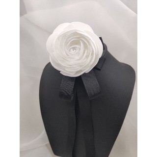 Cài áo hoa hồng handmade - H71