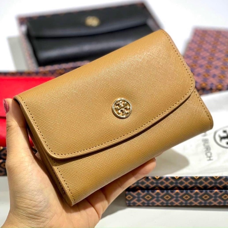 Ví t.ory burch