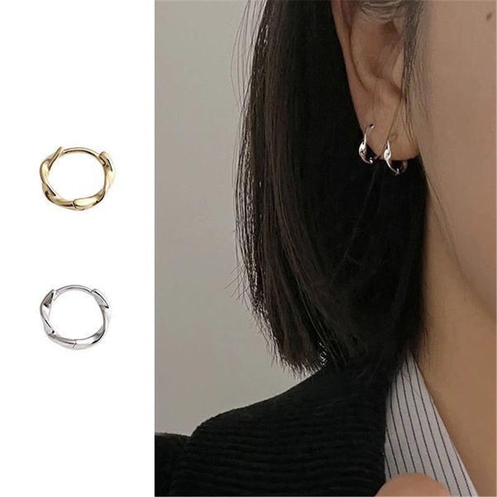 Khuyên tai tạo hình độc đáo thời trang cho nữ