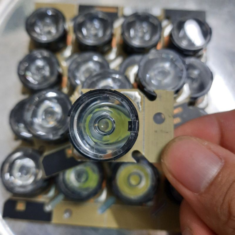 đèn chip led siêu sáng + chóa đèn led 3v-4.2v