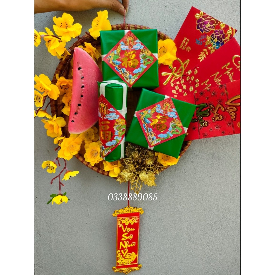 Mẹt tre bánh chưng, bánh tét dưa hấu, hoa mai vàng, hoa trạng nguyên vàng, trang trí tết, sẵn hàng ạ