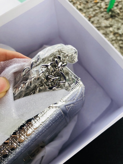 Túi D.i.o.r rama bạc ko hộp