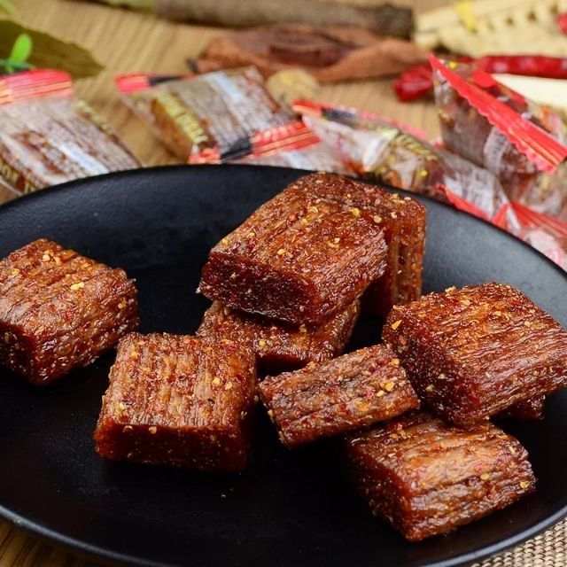 Miếng Cay hương vị thịt đồ ăn vặt siêu ngon  gói 258gr