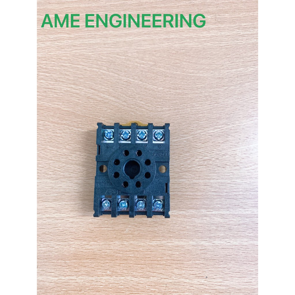 Đế timer 8 chân tròn PF083A 10A 250VAC