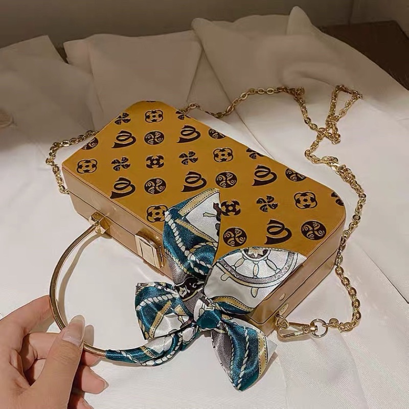Túi hộp vuông quai xách cứng phối khăn lụa thiết kế hoa văn siêu hot chất đẹp ♥️