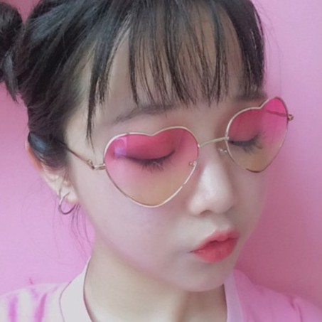 Kính mát gọng kim loại hình trái tim ngộ nghĩnh dễ thương