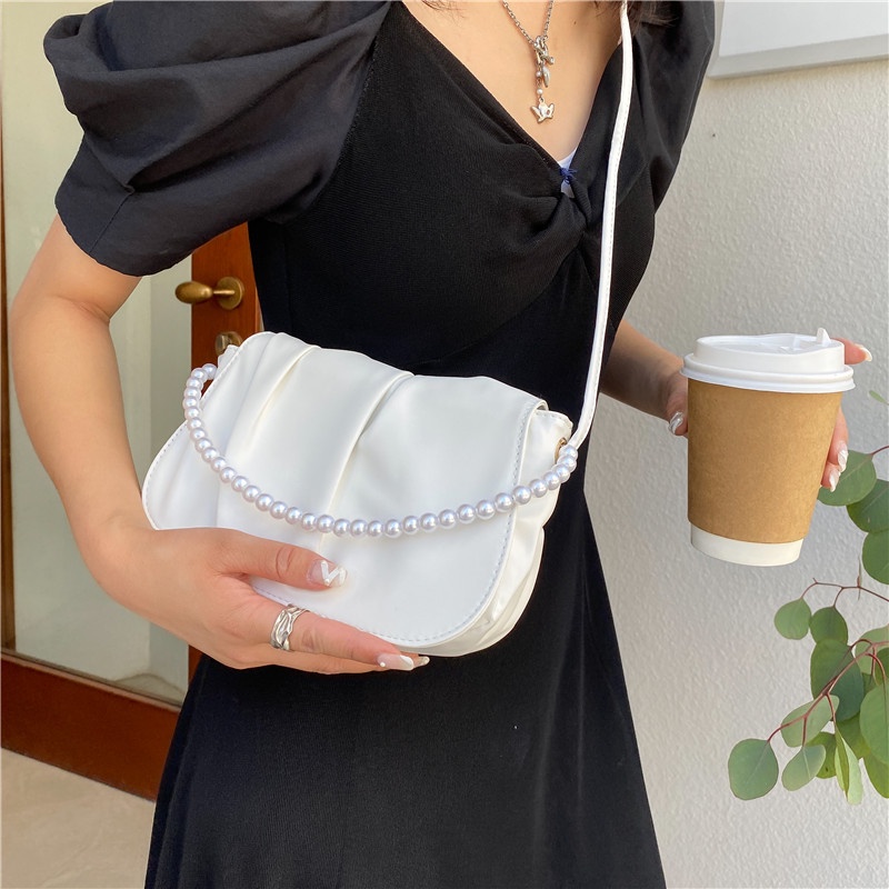 Túi đeo chéo IELGY bằng da mềm hình đám mây đính ngọc trai phối dây xích kiểu Hàn Quốc dễ thương cho nữ