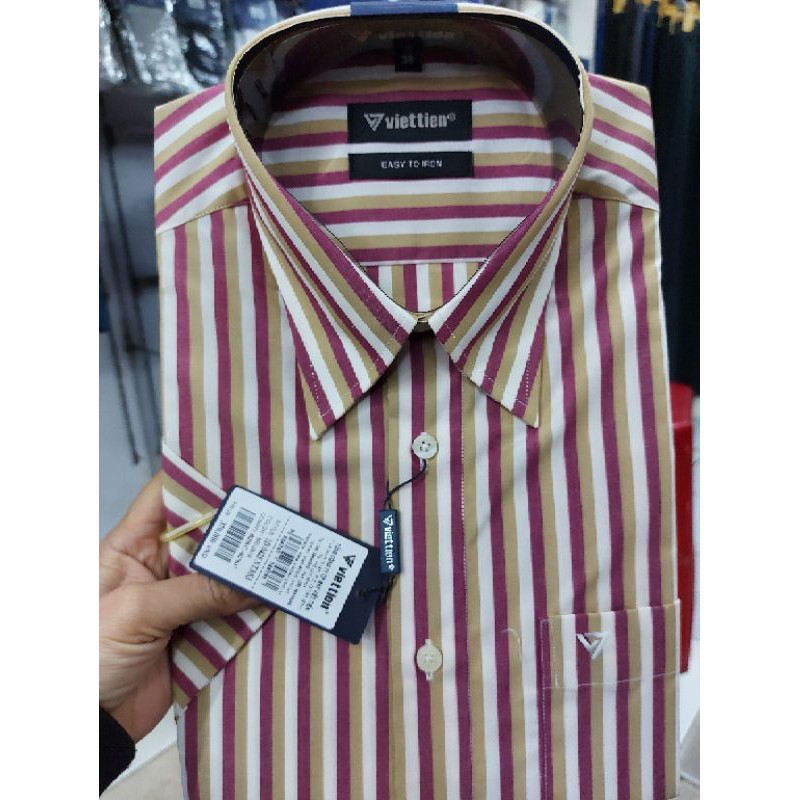 Áo việt tiến ngắn tay . Phom Regular  Còn size S37.38
