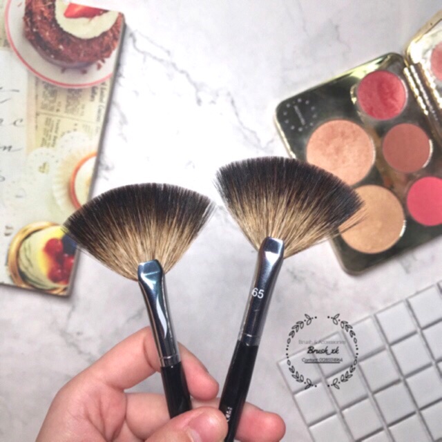 Cọ highlight Fan mỏng Sephora 65 (lông tự nhiên)