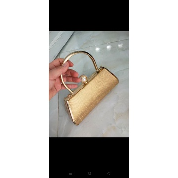 Ví cầm tay sang trọng  đi tiec