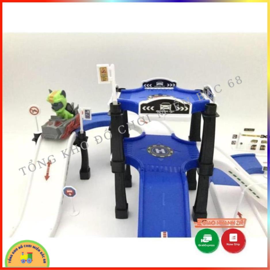 Tháp canh phòng chó cứu hộ Paw Patrol đồ chơi và mô hình lắp ráp cầu trượt bãi đỗ xe Parking Lot TKMB68