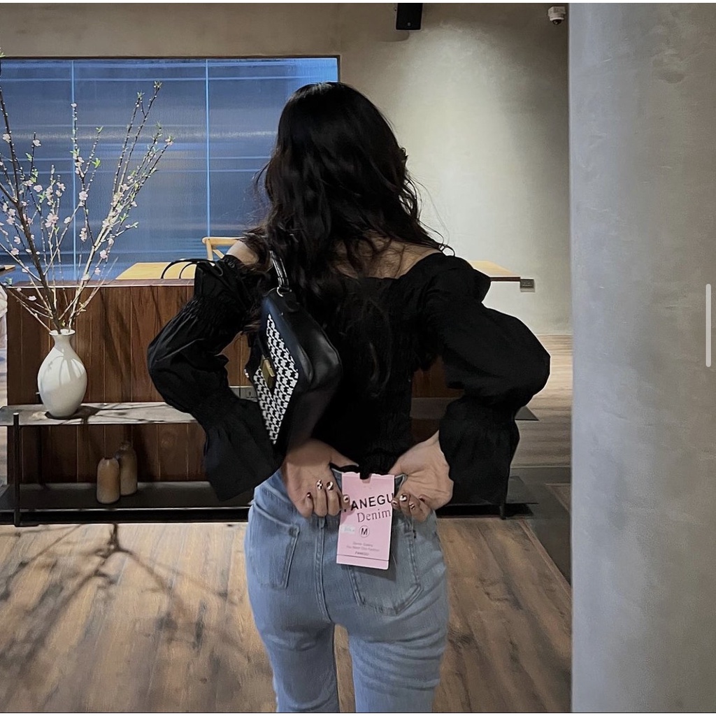 Áo Trễ Vai Bánh Bèo Tiểu Thư Tay Bông Dorastyle