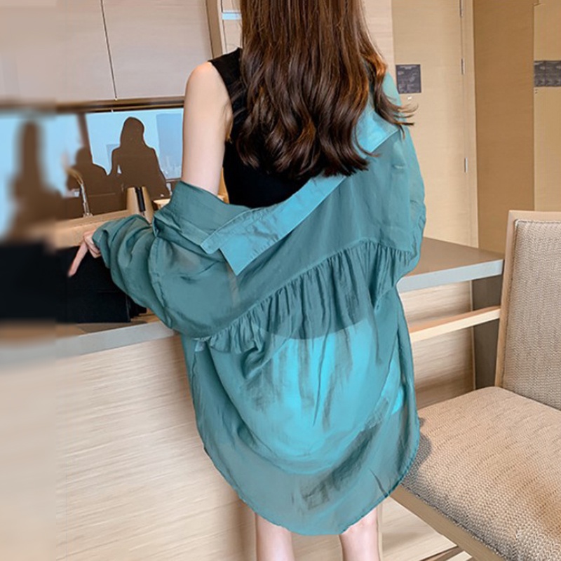 Áo sơ mi tay dài phối nút thiết kế oversized cho phái nữ