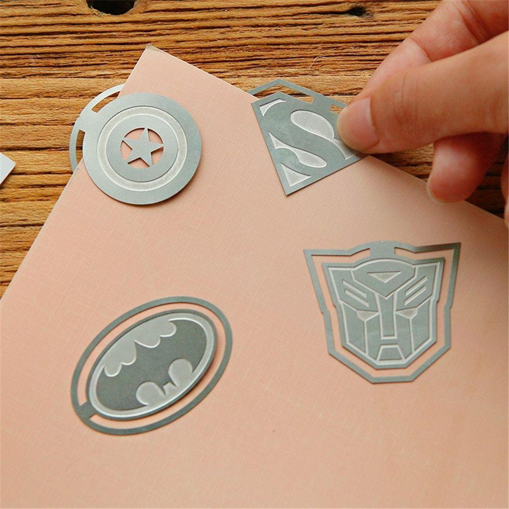 Đồ Đánh Dấu Trang Sách Bằng Kim Loại Họa Tiết Hoạt Hình Siêu Nhân Transformers