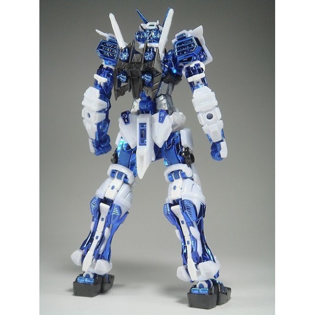 Mô hình lắp ráp RG 1/144 Gundam Astray Blue Plating Ver Bandai