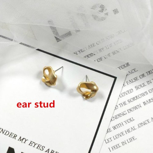 Khuyên tai hình tam giác vàng phong cách Hàn Quốc thanh lịch dành cho nữ