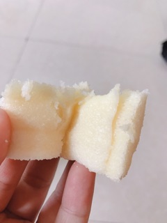 Bánh bông lan nhân sữa chua