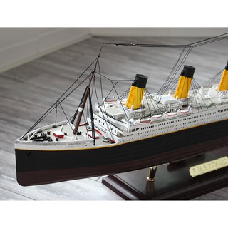 Mô hình tàu Titanic lắp ráp đẹp mắt