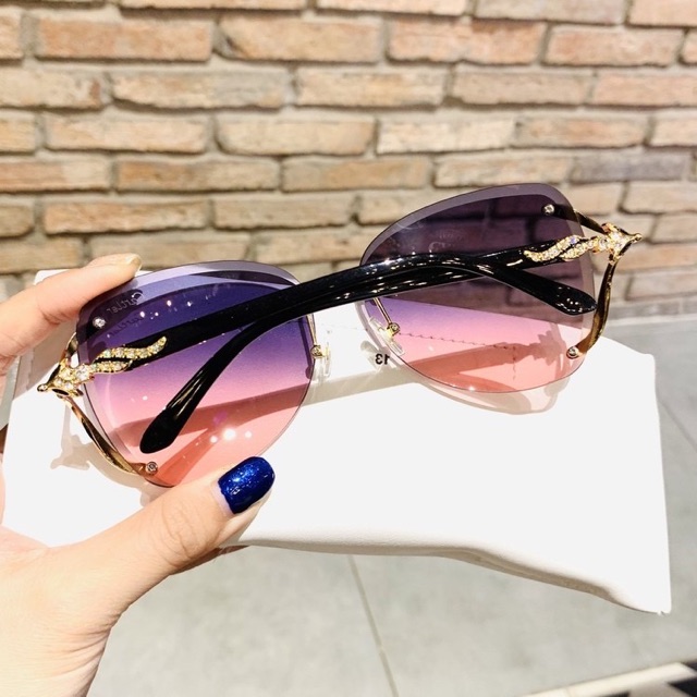 Mắt Kính Hồ Ly Thời Trang - Kèm Hộp | BigBuy360 - bigbuy360.vn