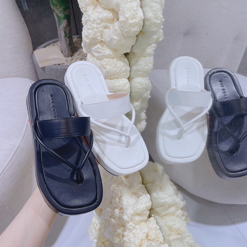 Dép kẹp xỏ ngón quai ngang