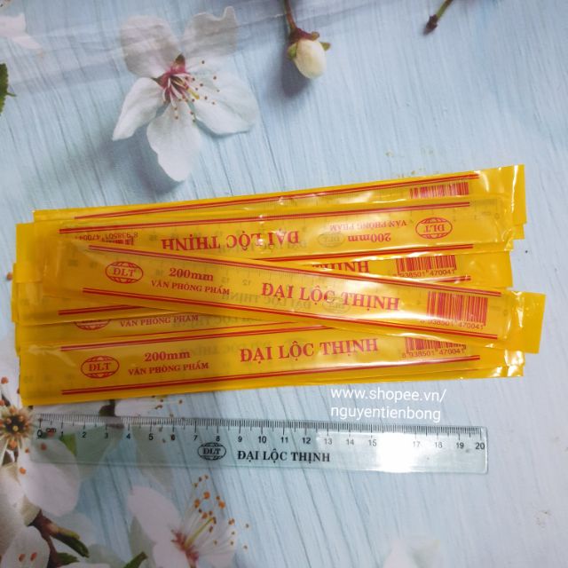 10 chiếc thước kẻ nhựa trong màu trắng Đại Lộc Thịnh- Đại Nguyên thước kẻ 20cm HBB