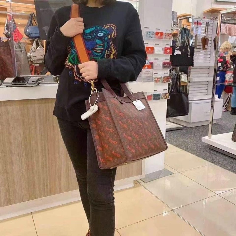 Túi Coach auth sale
