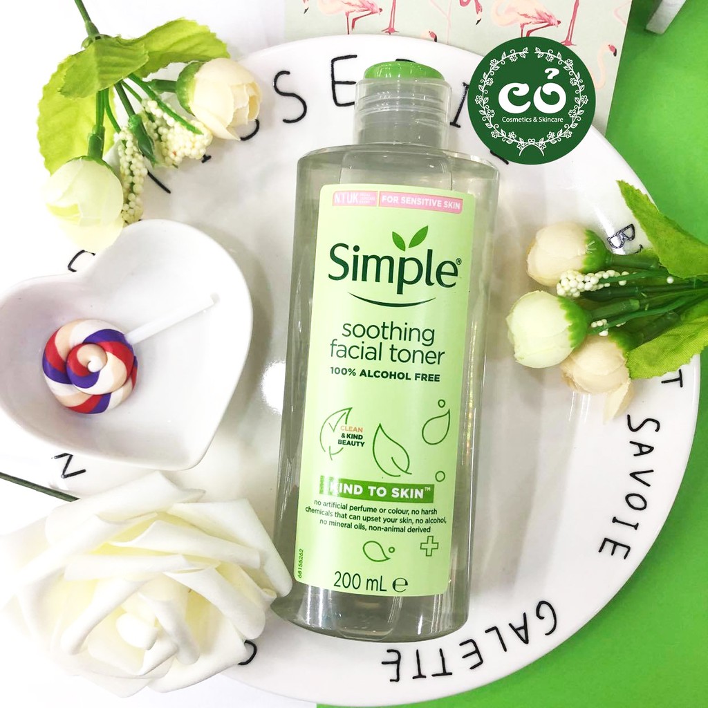 Nước Hoa Hồng Cân Bằng Da Dịu Nhẹ Simple Kind To Skin Soothing Facial Toner 200ml