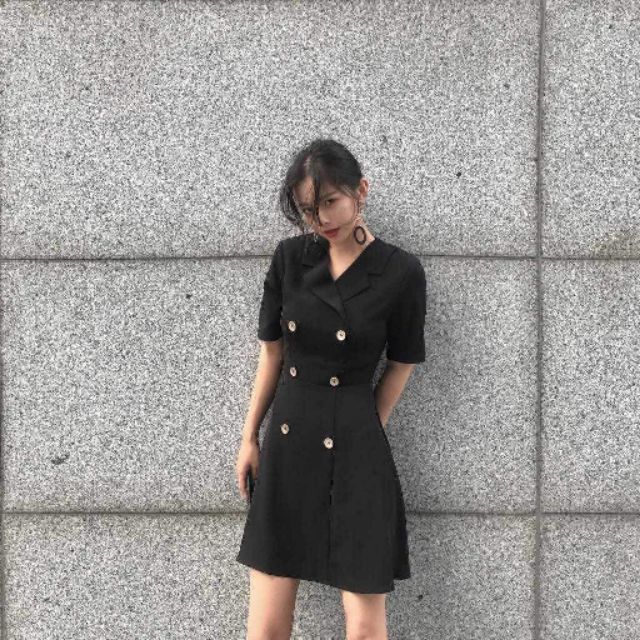 Váy cổ vest đen