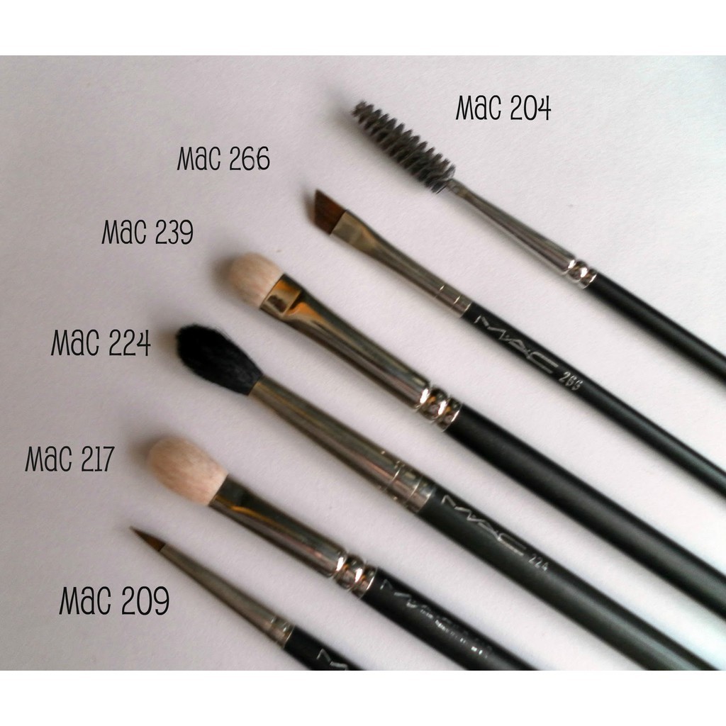 Cọ Chải Mi MAC 204 - Mac Eyelash Brush