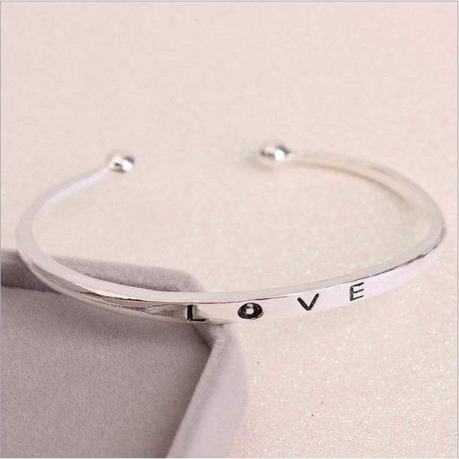 [CÓ VIDEO] Vòng tay tình nhân Love Luxury Korea đầy cá tính - thay bạn nói lời yêu thương từ con tim | BigBuy360 - bigbuy360.vn