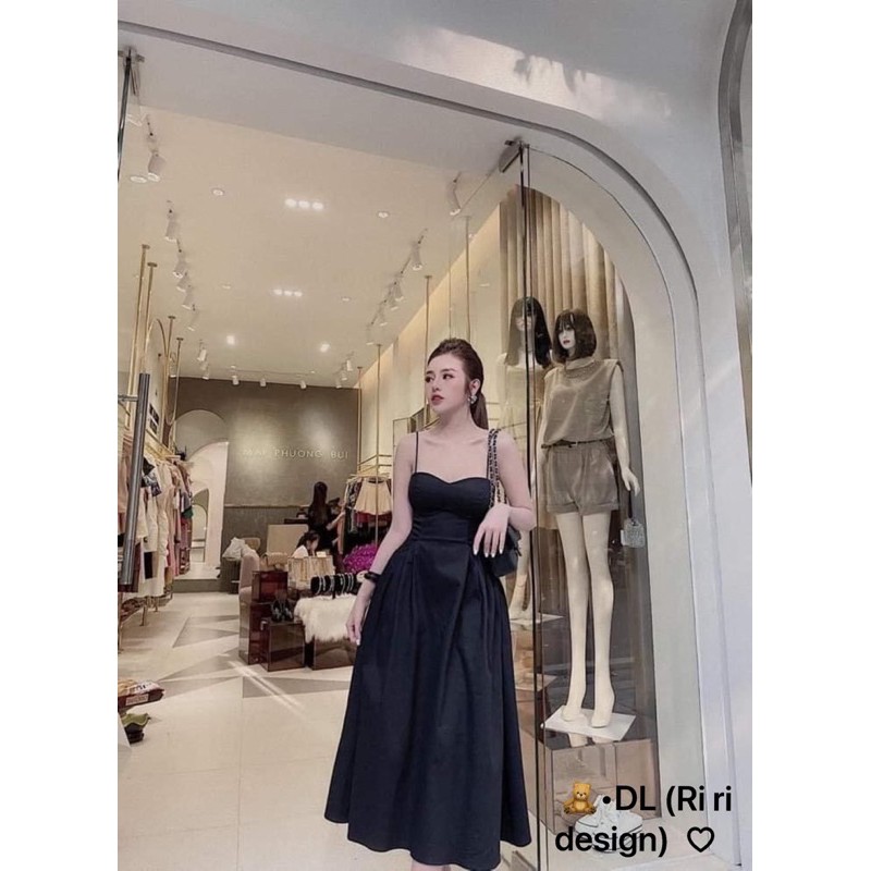 Đầm 2 dây có 2 túi eo