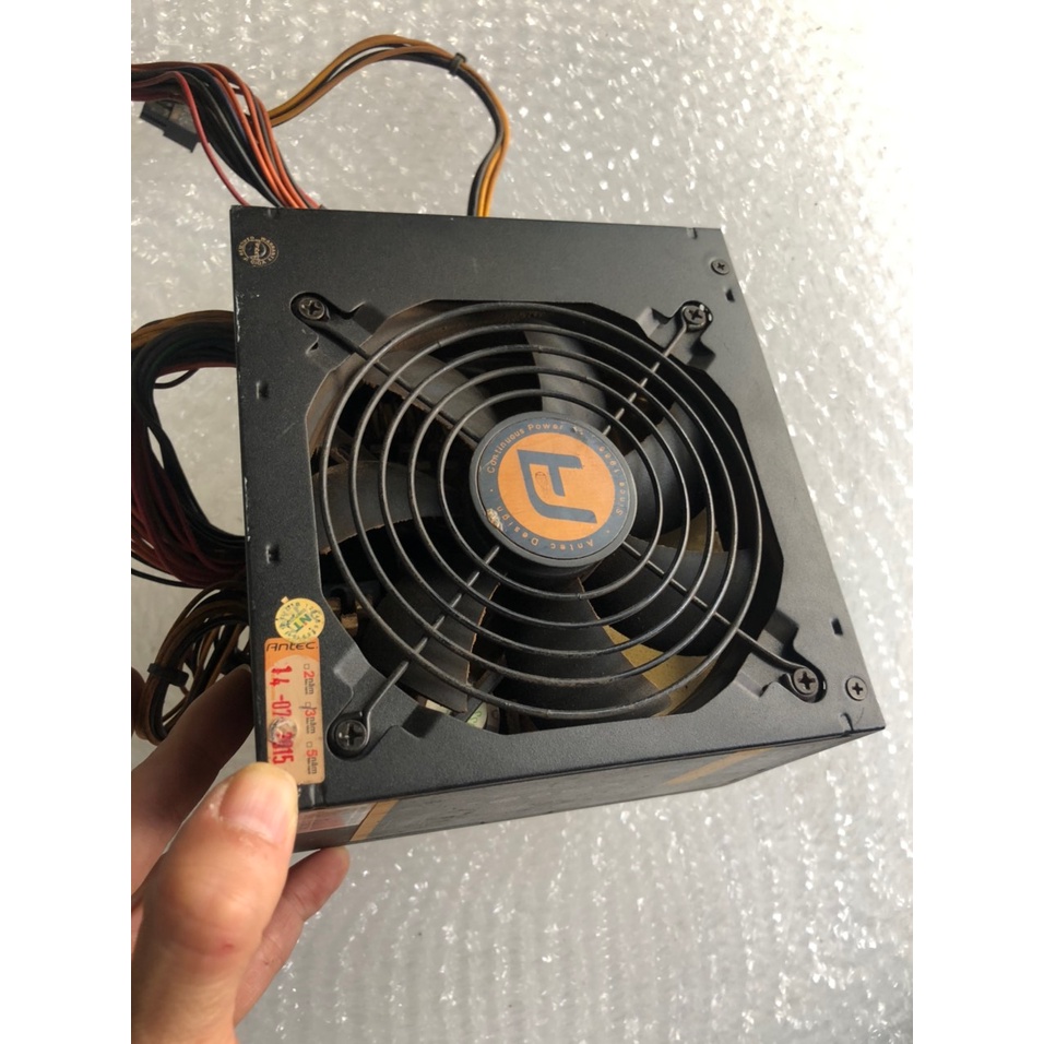 Nguồn máy tính Antec 300w đã qua sử dụng. 1 đổi 1 trong 1 tháng.