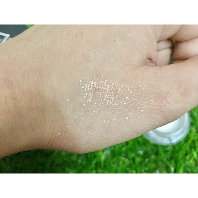 Nhũ kim tuyến 3CE dạng hũ